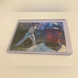 Ken Griffey Jr. 1995 Flair Fleer Baseball Card Vintage